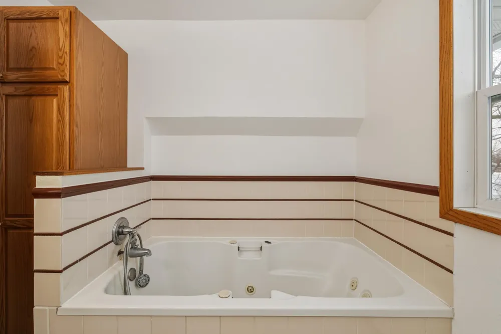 610 6th Street Hope, ND 58046