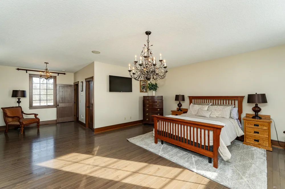 10951 County 8 Road SW Stewartville, MN 55976