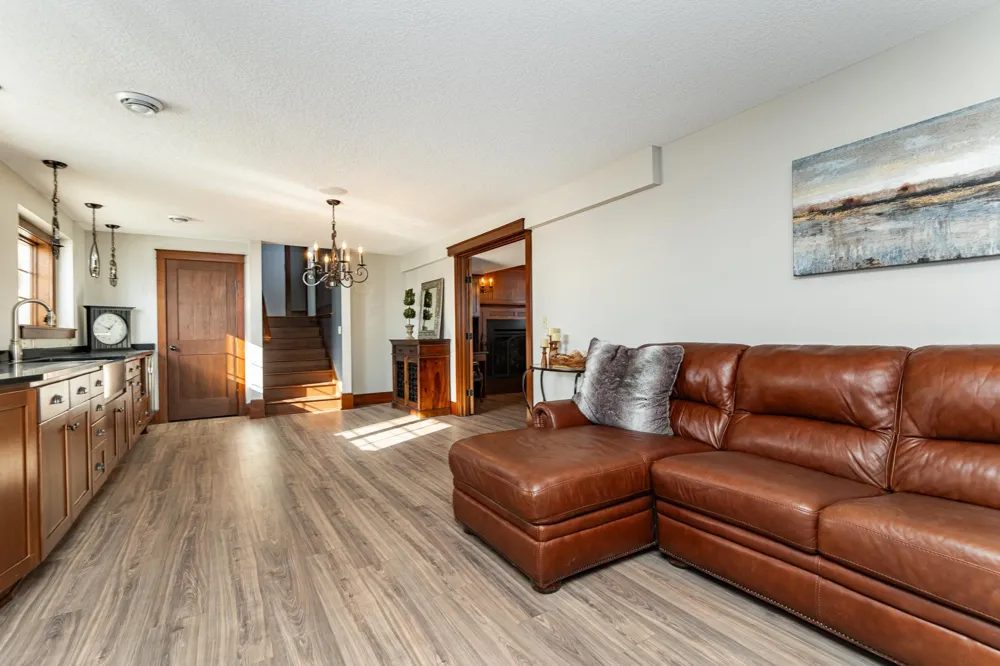10951 County 8 Road SW Stewartville, MN 55976