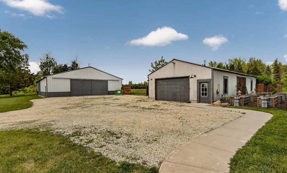 10951 County 8 Road SW Stewartville, MN 55976