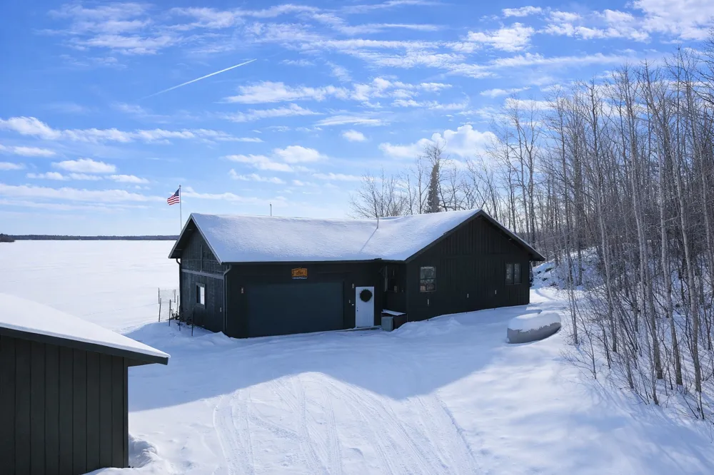 25388 County Road 523 Effie, MN 56639