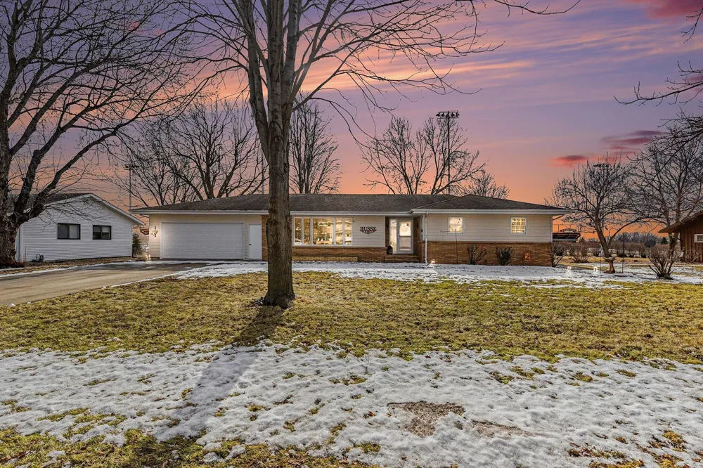 417 S Fairview Drive Luverne, MN 56156
