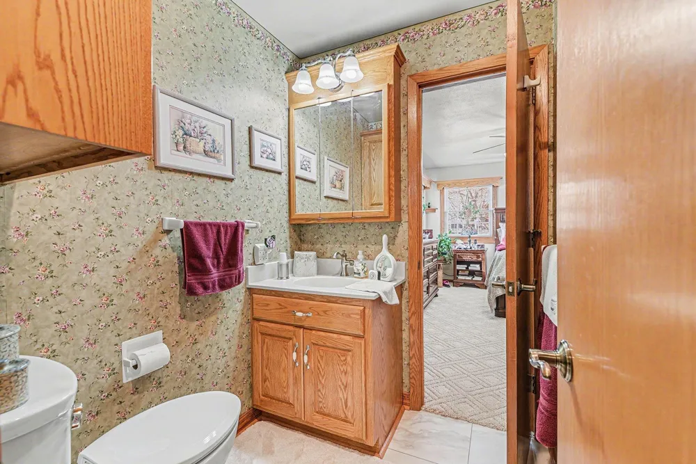 417 S Fairview Drive Luverne, MN 56156