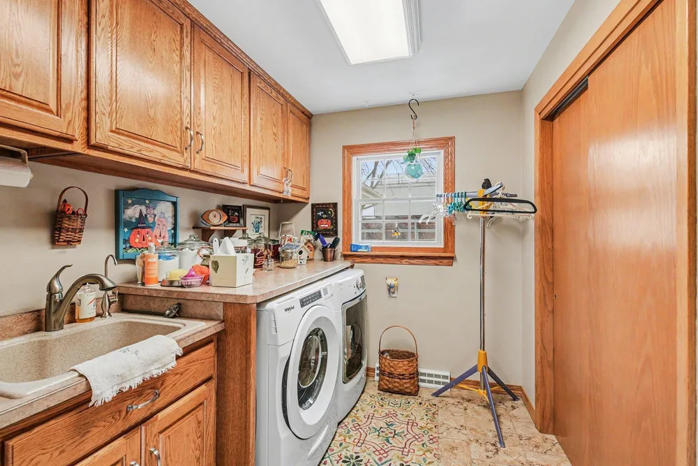 417 S Fairview Drive Luverne, MN 56156