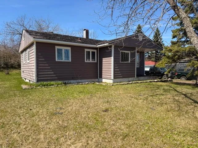 122 Banks Boulevard Silver Bay, MN 55614