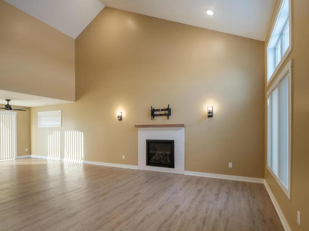 2415 Elk Run Drive SE Pine Island, MN 55963
