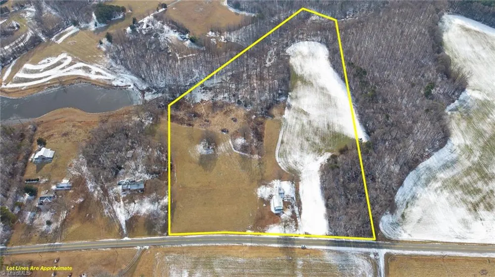 2238 Nc Highway 62 Julian, NC 27283