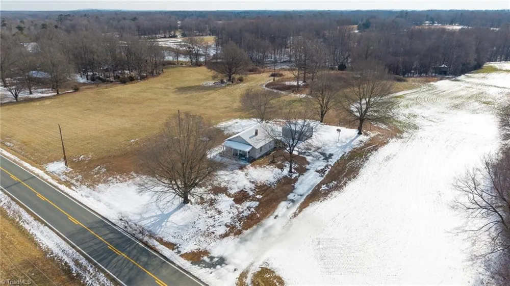 2238 Nc Highway 62 Julian, NC 27283