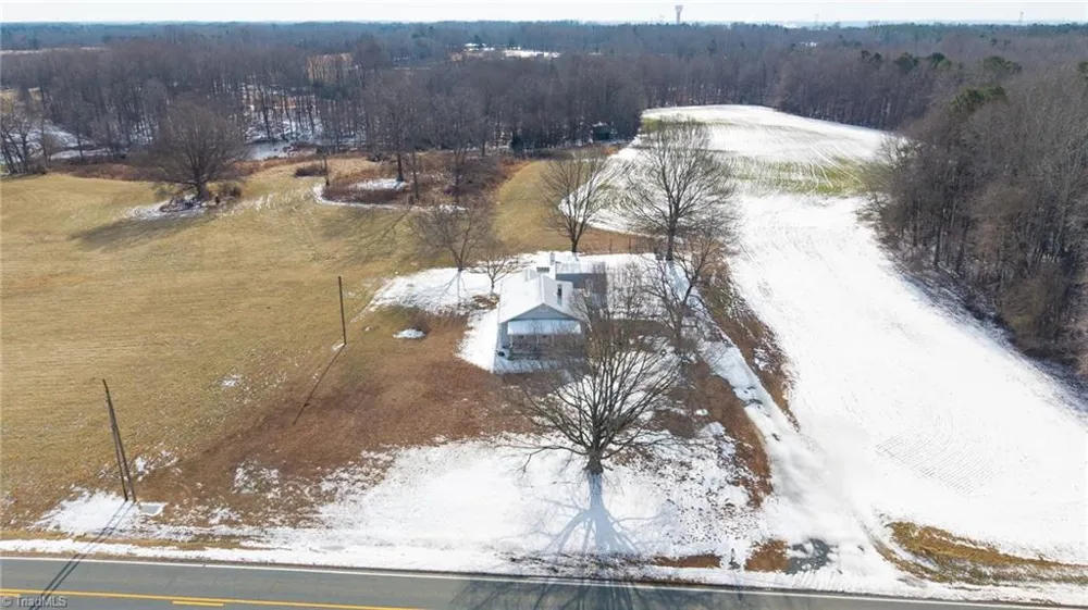 2238 Nc Highway 62 Julian, NC 27283