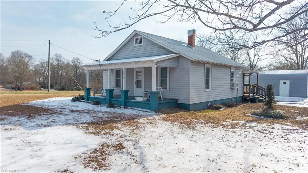 2238 Nc Highway 62 Julian, NC 27283