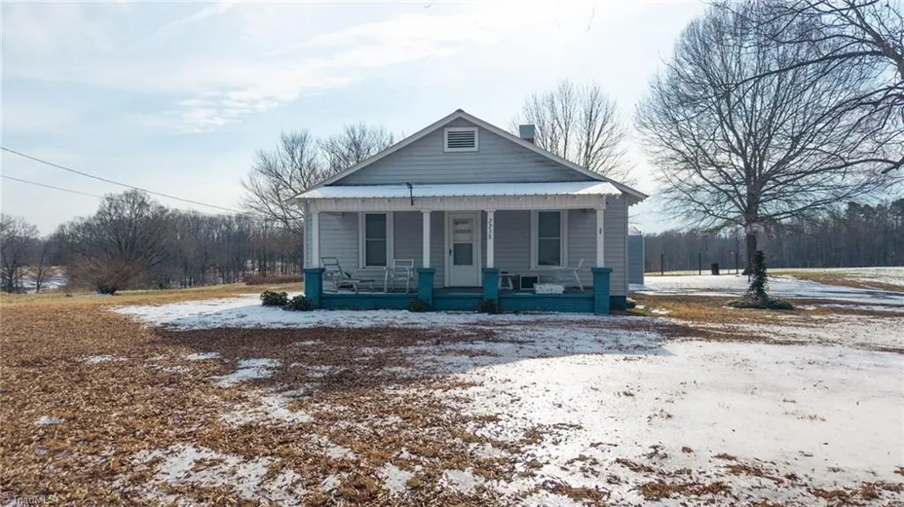 2238 Nc Highway 62 Julian, NC 27283