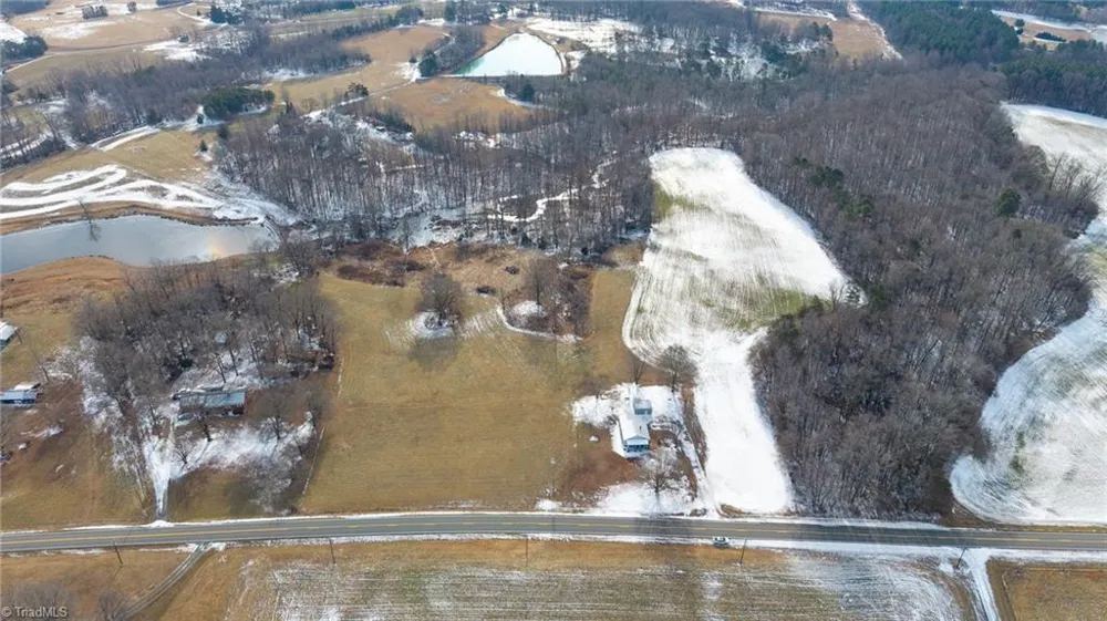 2238 Nc Highway 62 Julian, NC 27283