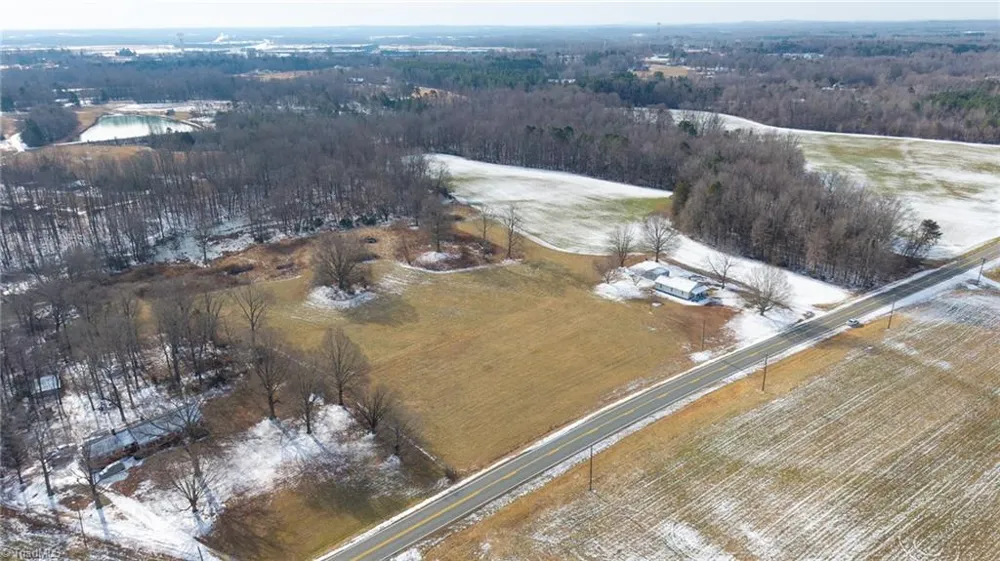 2238 Nc Highway 62 Julian, NC 27283