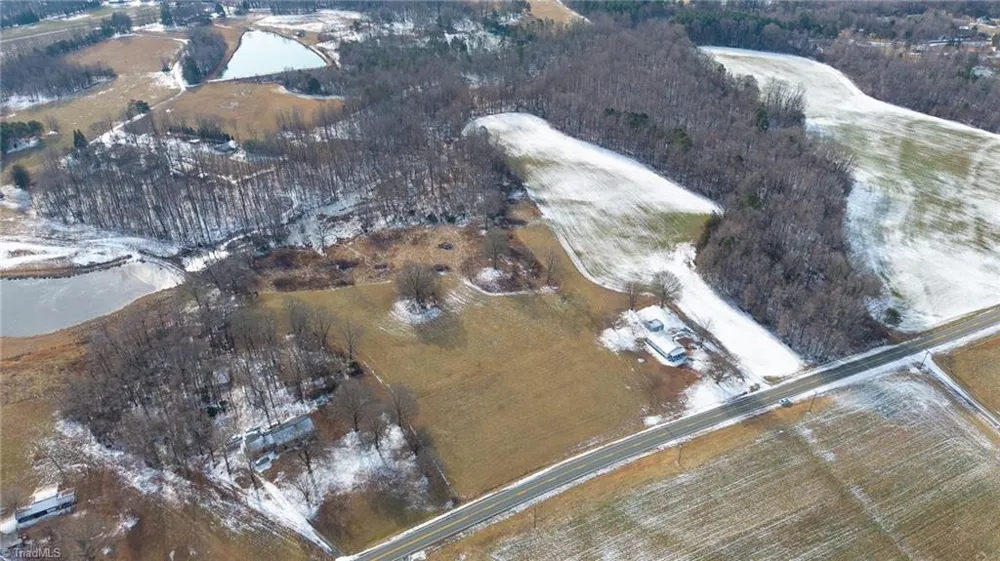 2238 Nc Highway 62 Julian, NC 27283