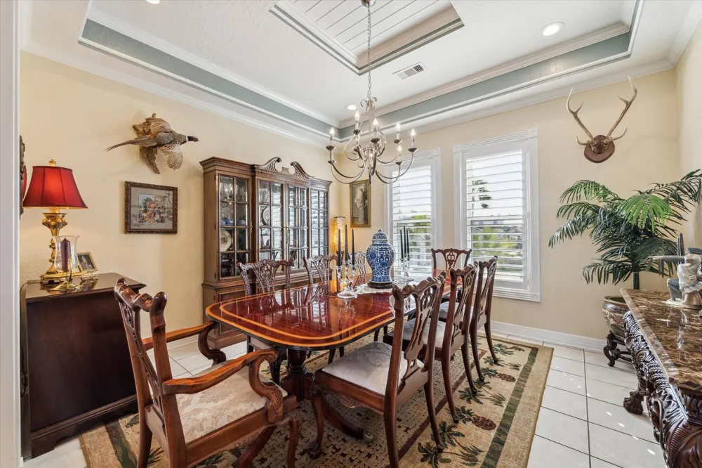 102 Bamaku Bend Tiki Island, TX 77554