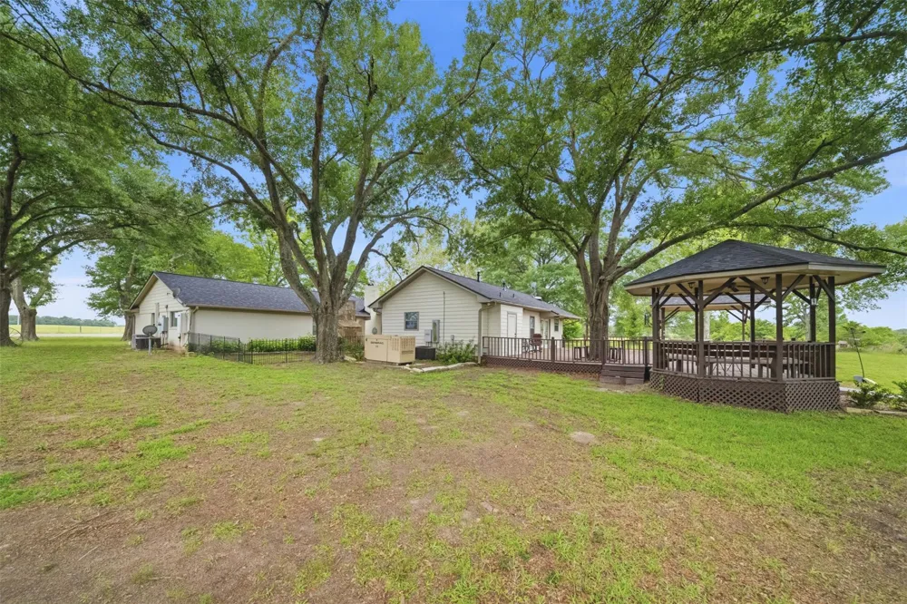 2365 S Fm 46 Franklin, TX 77856