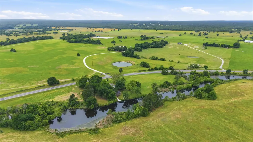 2365 S Fm 46 Franklin, TX 77856