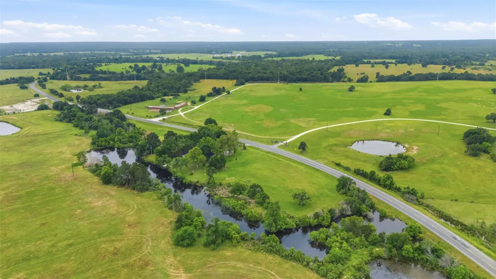 2365 S Fm 46 Franklin, TX 77856