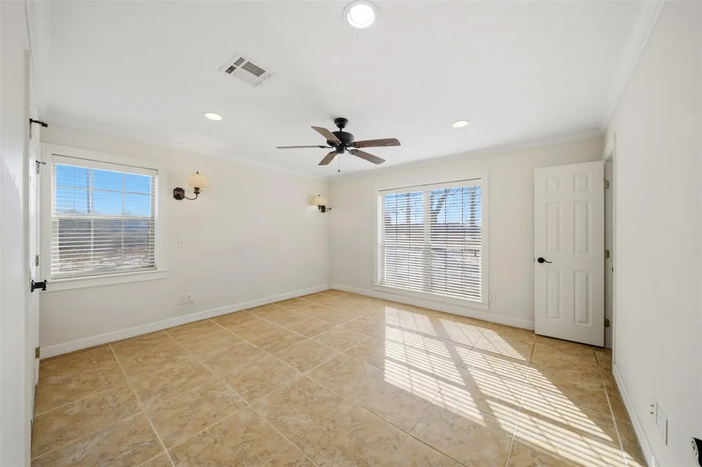 2365 S Fm 46 Franklin, TX 77856