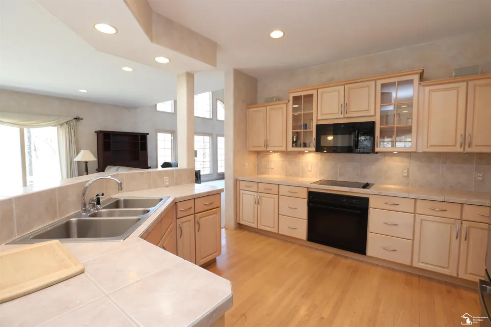 7241 Hidden Valley Drive Bedford Township, MI 48144