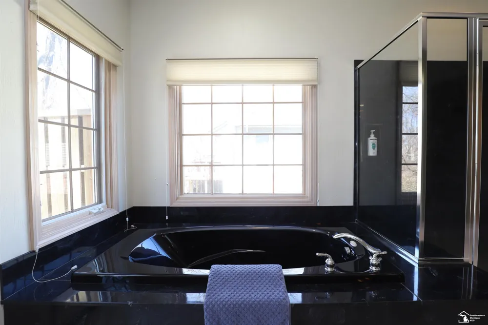7241 Hidden Valley Drive Bedford Township, MI 48144
