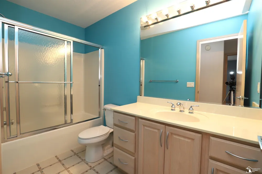 7241 Hidden Valley Drive Bedford Township, MI 48144