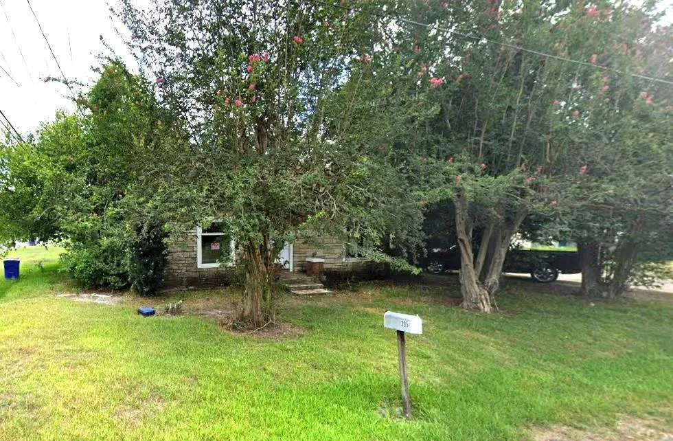205 S 15th Street Silsbee, TX 77656