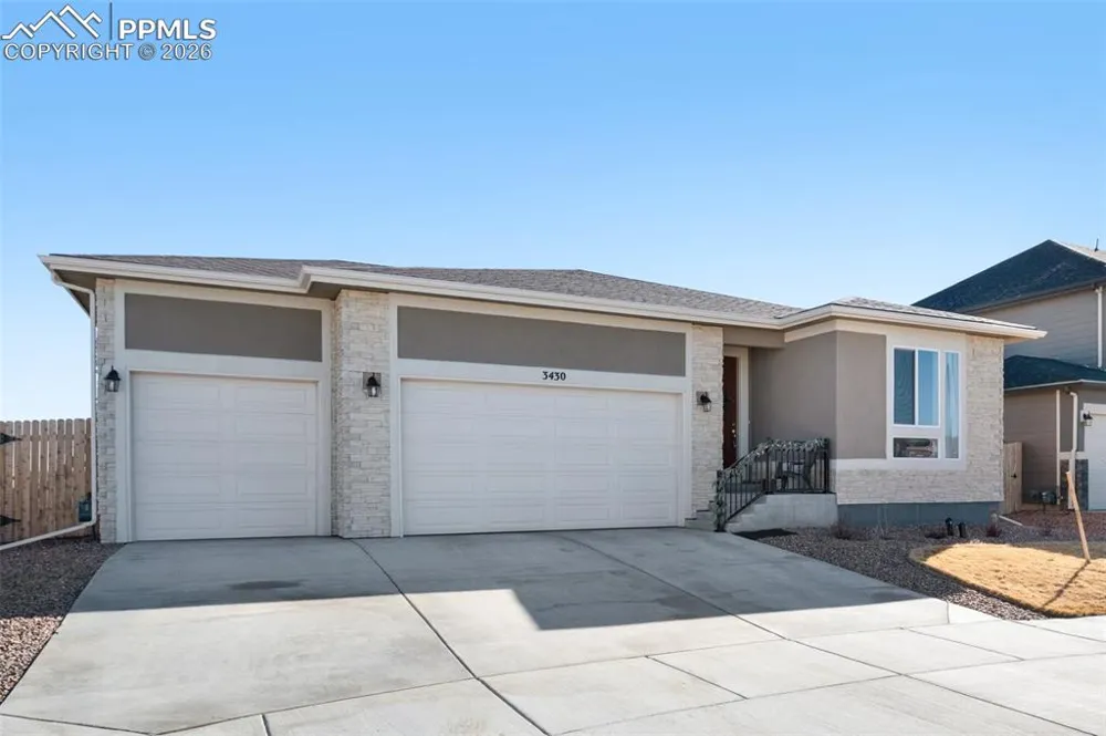 3430 Bella Luna Drive Pueblo, CO 81001