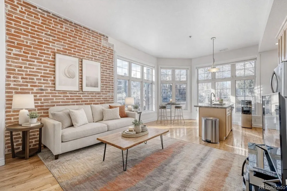 800 E 18th Avenue #107