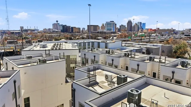 1817 ST MARYS ST Unit 102 San Antonio, TX 78212