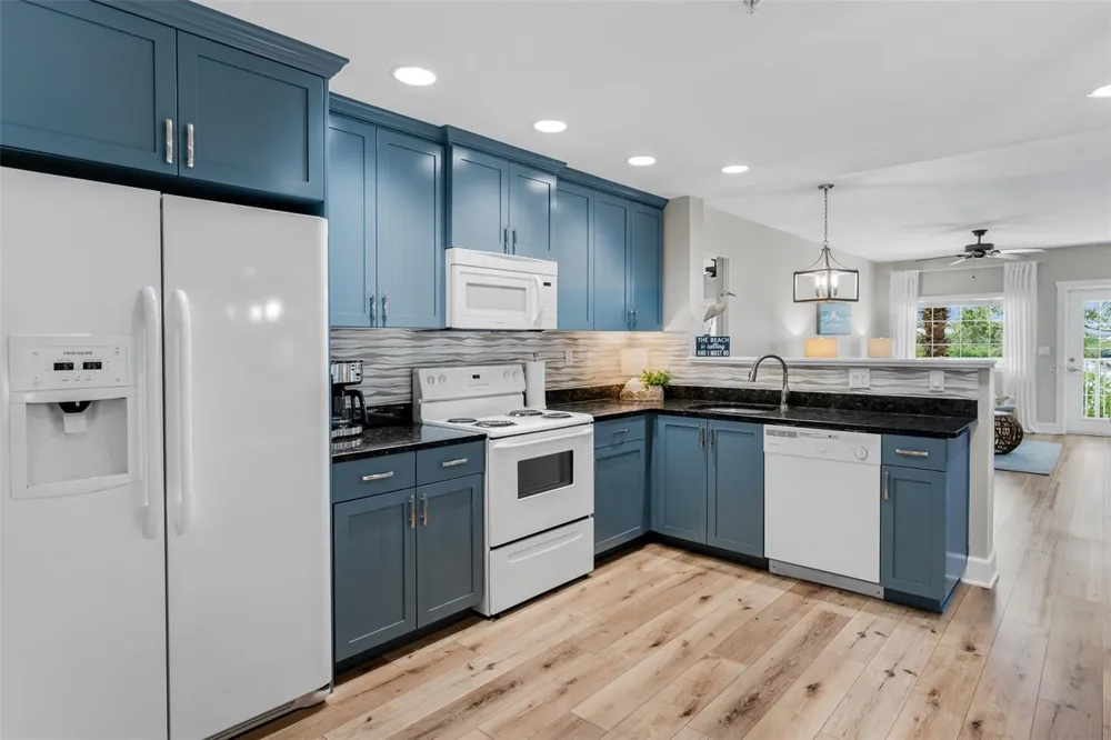 399 2ND STREET #215 Indian Rocks Beach, FL 33785