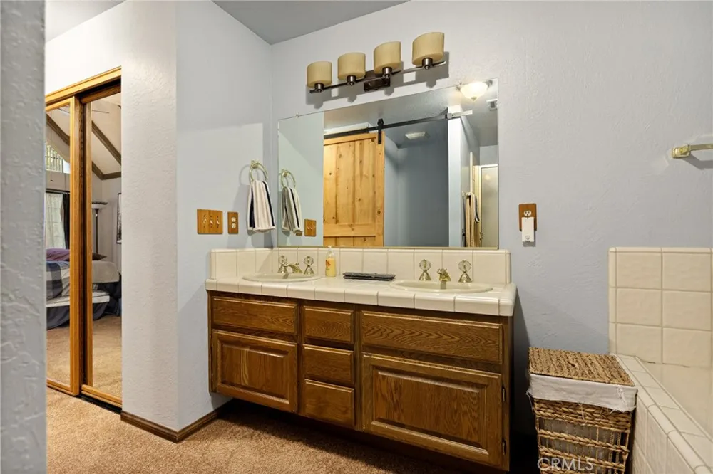 27434 White Fir Lake Arrowhead, CA 92352
