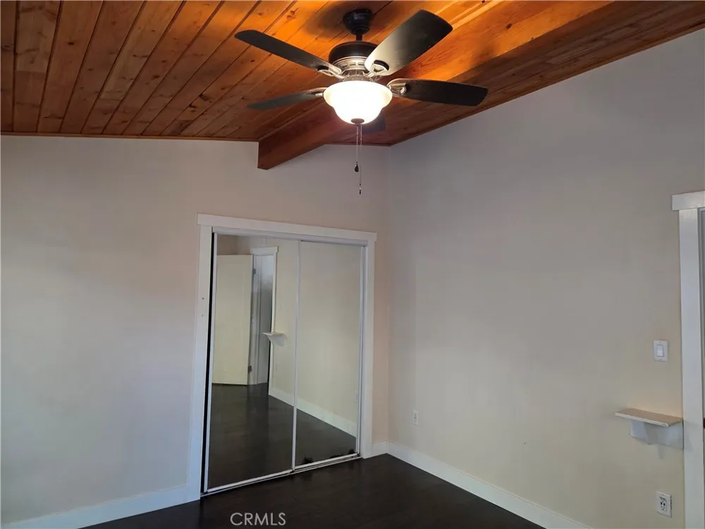 5910 Robin Oak Angelus Oaks, CA 92305