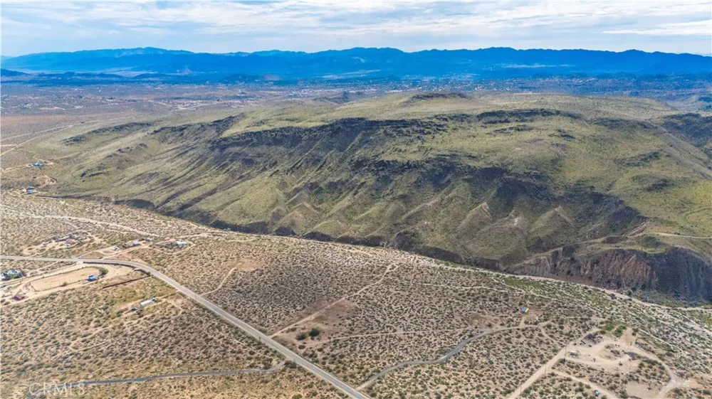 55455 Pipes Canyon Pioneertown, CA 92268