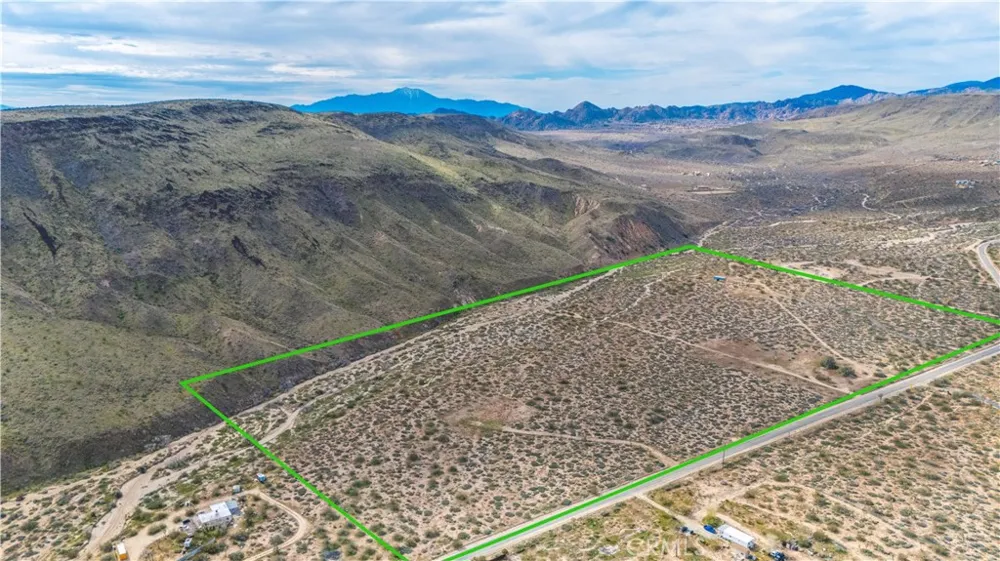 55455 Pipes Canyon Pioneertown, CA 92268