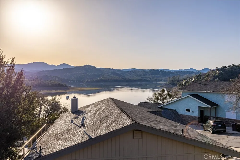 8214 Bass Point Road Bradley, CA 93426