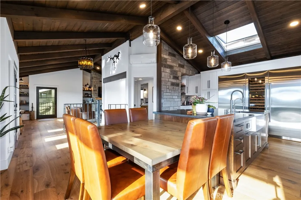8214 Bass Point Road Bradley, CA 93426