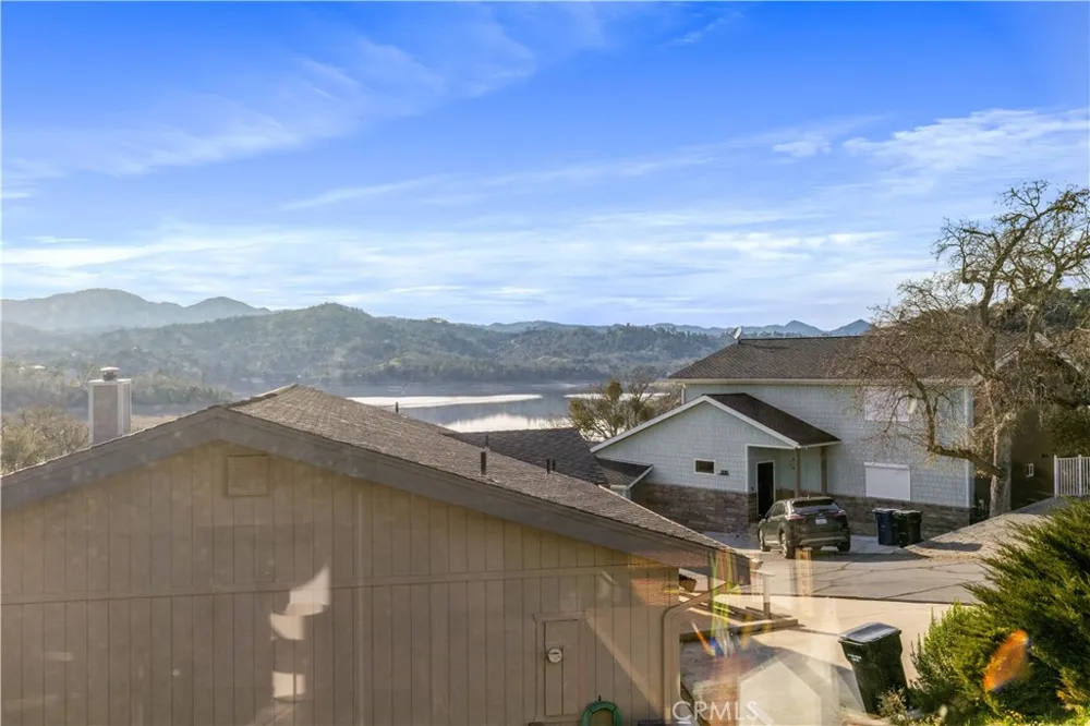 8214 Bass Point Road Bradley, CA 93426