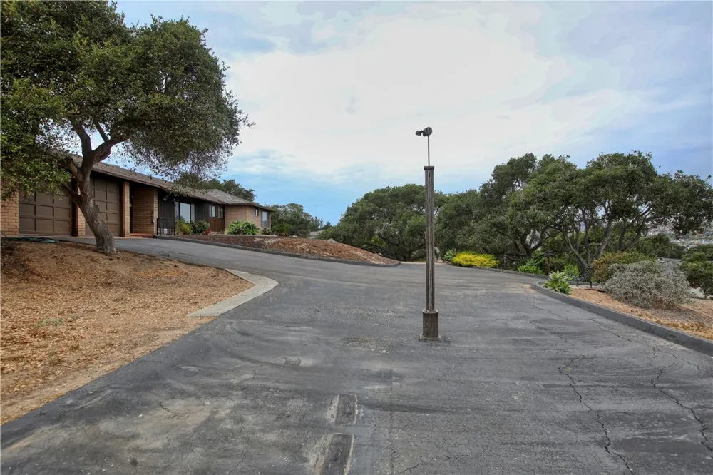 910 12th Street Grover Beach, CA 93433