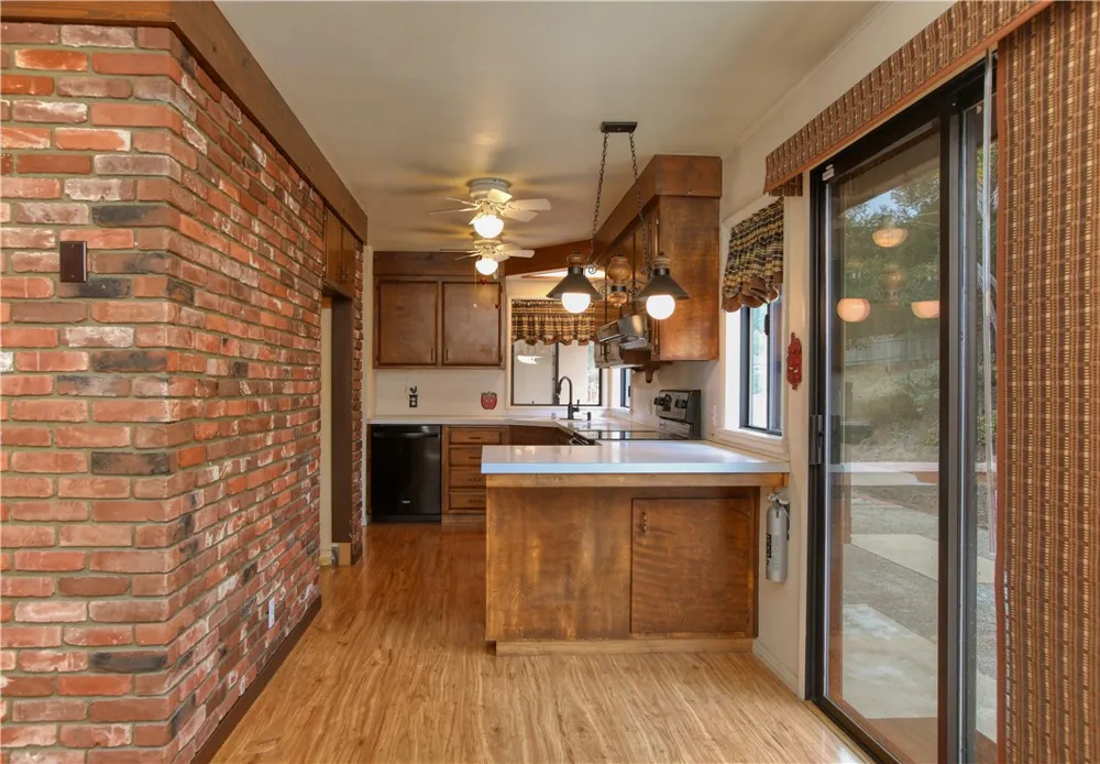 910 12th Street Grover Beach, CA 93433