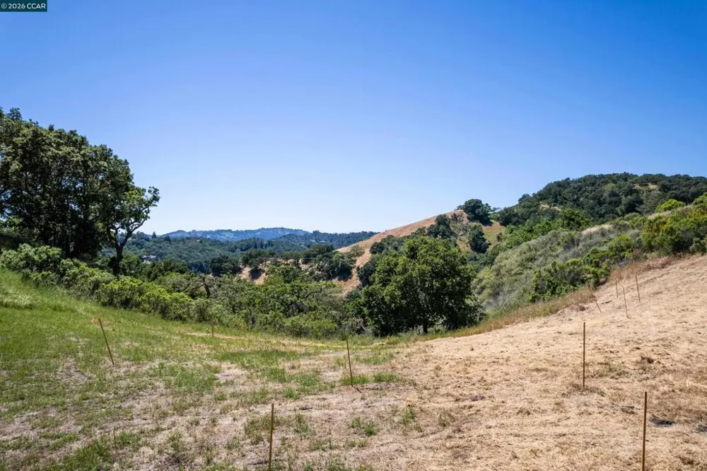 Monticello Rd. Lafayette, CA 94549
