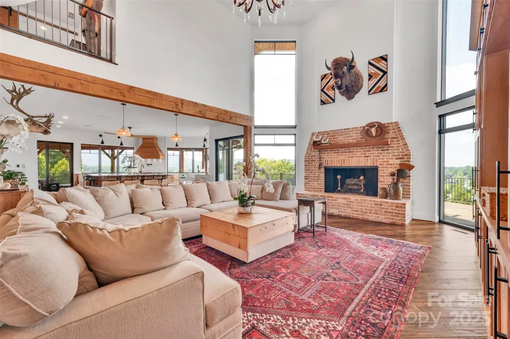 26 Bonnies Cove Trail Mills River, NC 28759