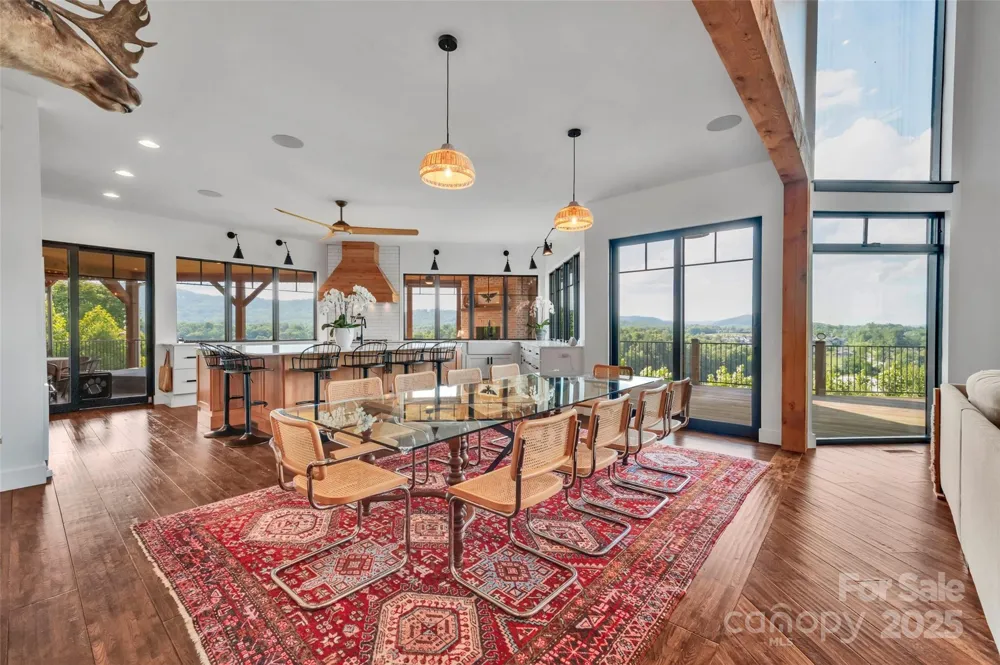 26 Bonnies Cove Trail Mills River, NC 28759