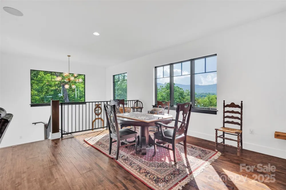 26 Bonnies Cove Trail Mills River, NC 28759