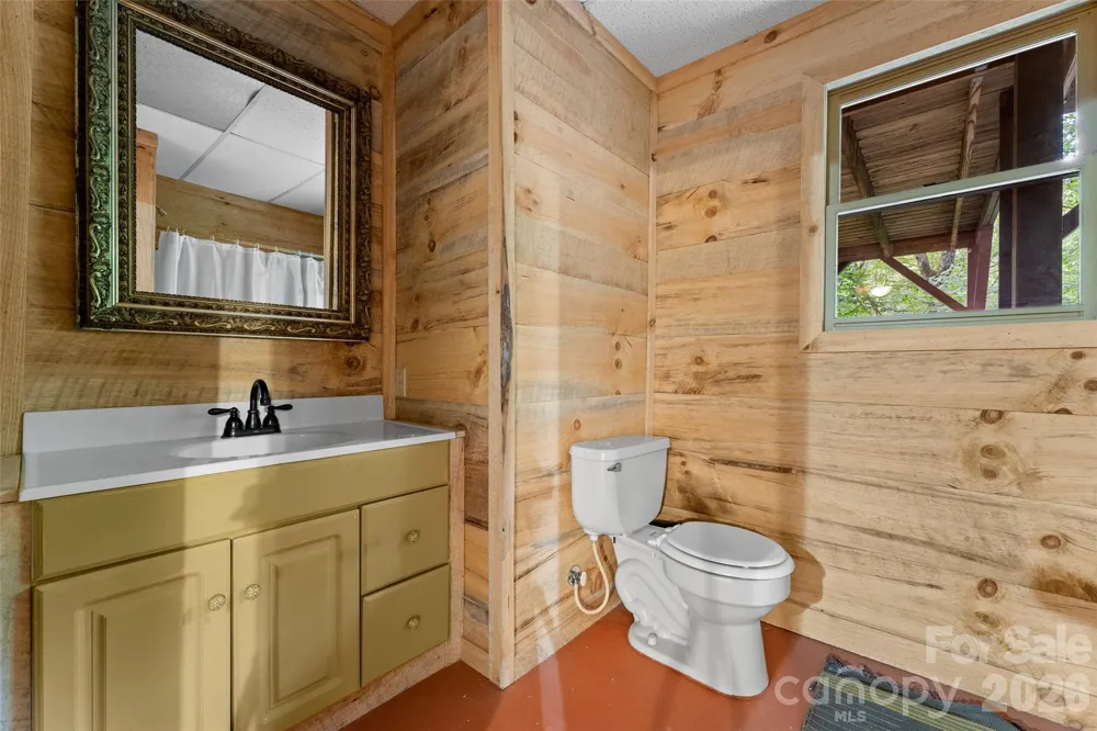 219 Kentwood Lane Pisgah Forest, NC 28768