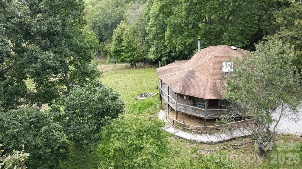 745 Broom Road Tuckasegee, NC 28783