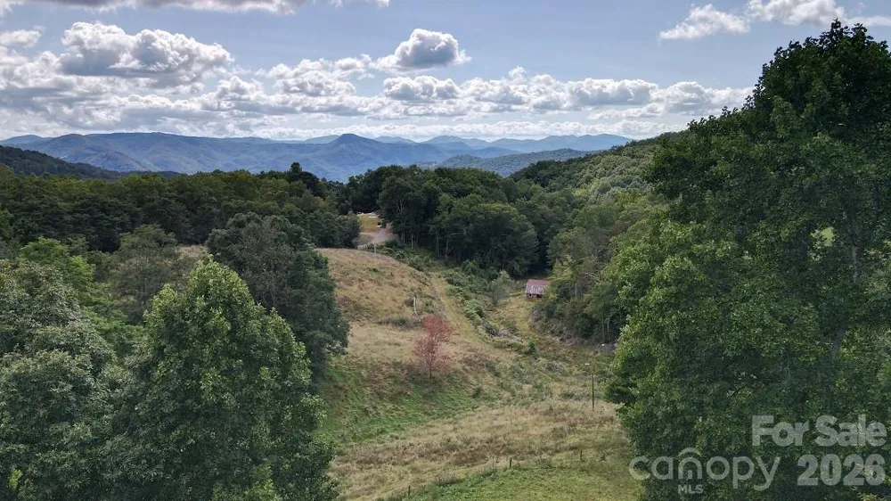 745 Broom Road Tuckasegee, NC 28783