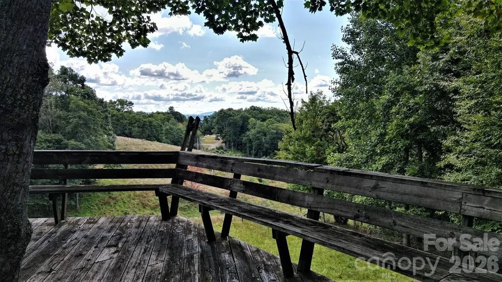 745 Broom Road Tuckasegee, NC 28783