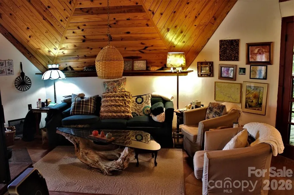 745 Broom Road Tuckasegee, NC 28783
