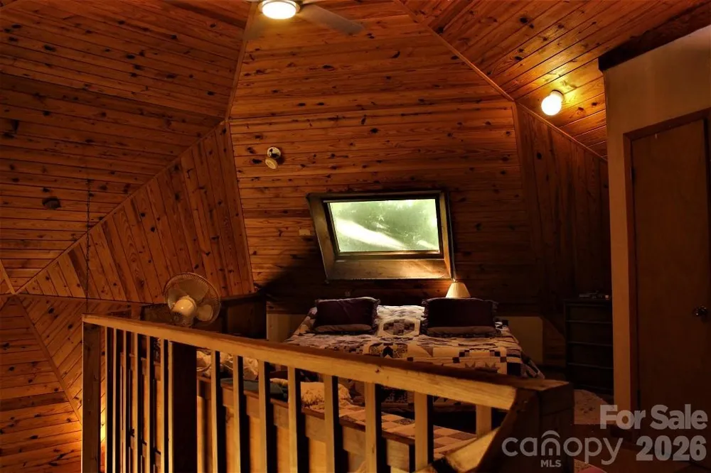 745 Broom Road Tuckasegee, NC 28783